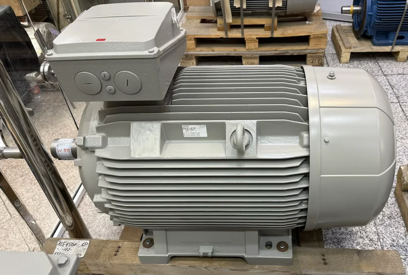 الکتروموتور زیمنس (Siemens) 1500 دور - فروشگاه اتحاد نوری