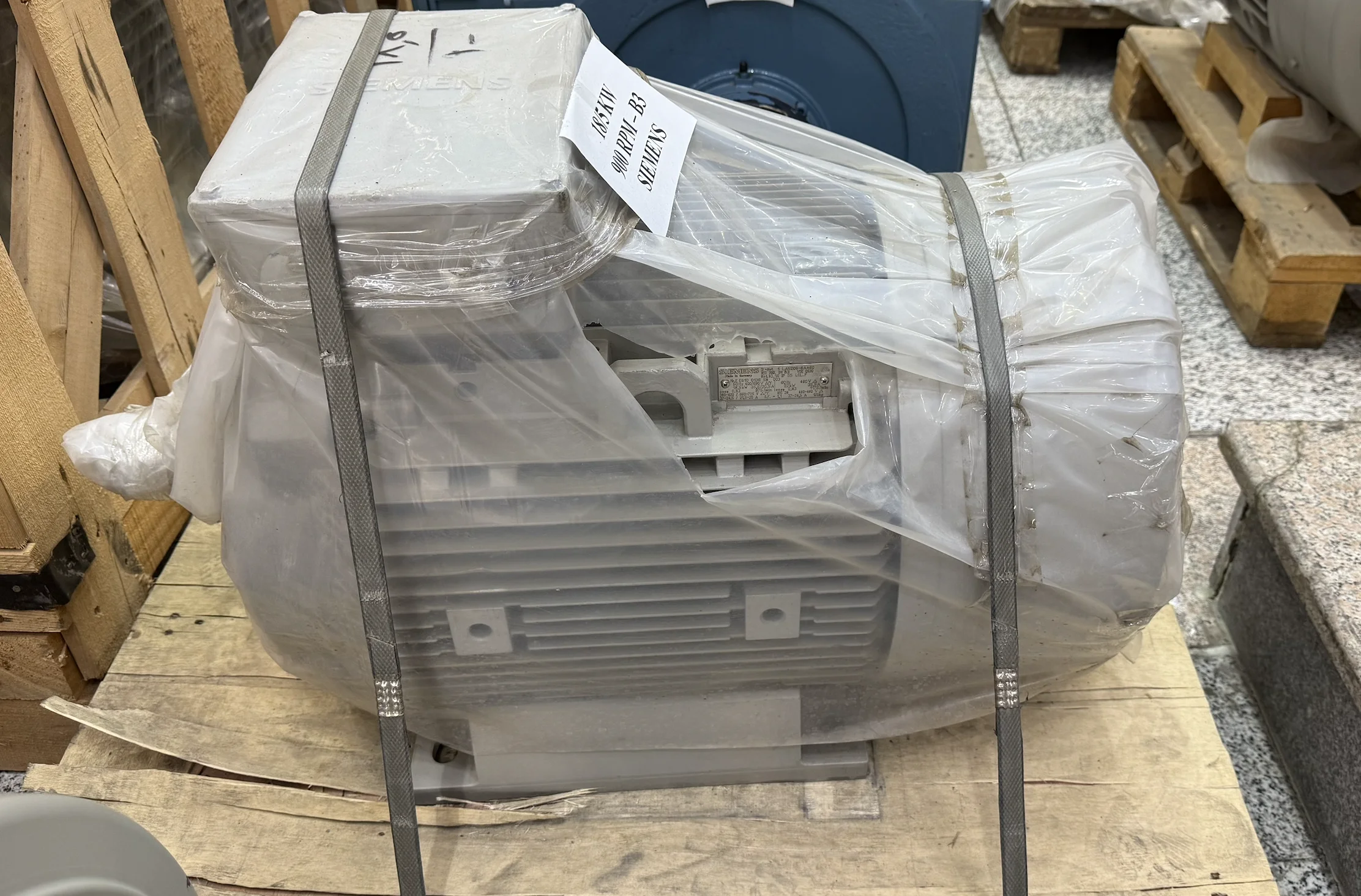 SIEMENS 18.5 KW 900 RPM